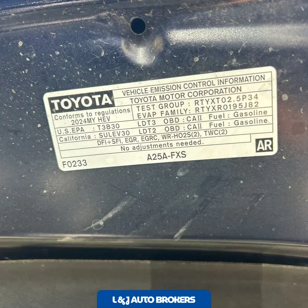 2024 Toyota Sienna XLE 8-Passenger