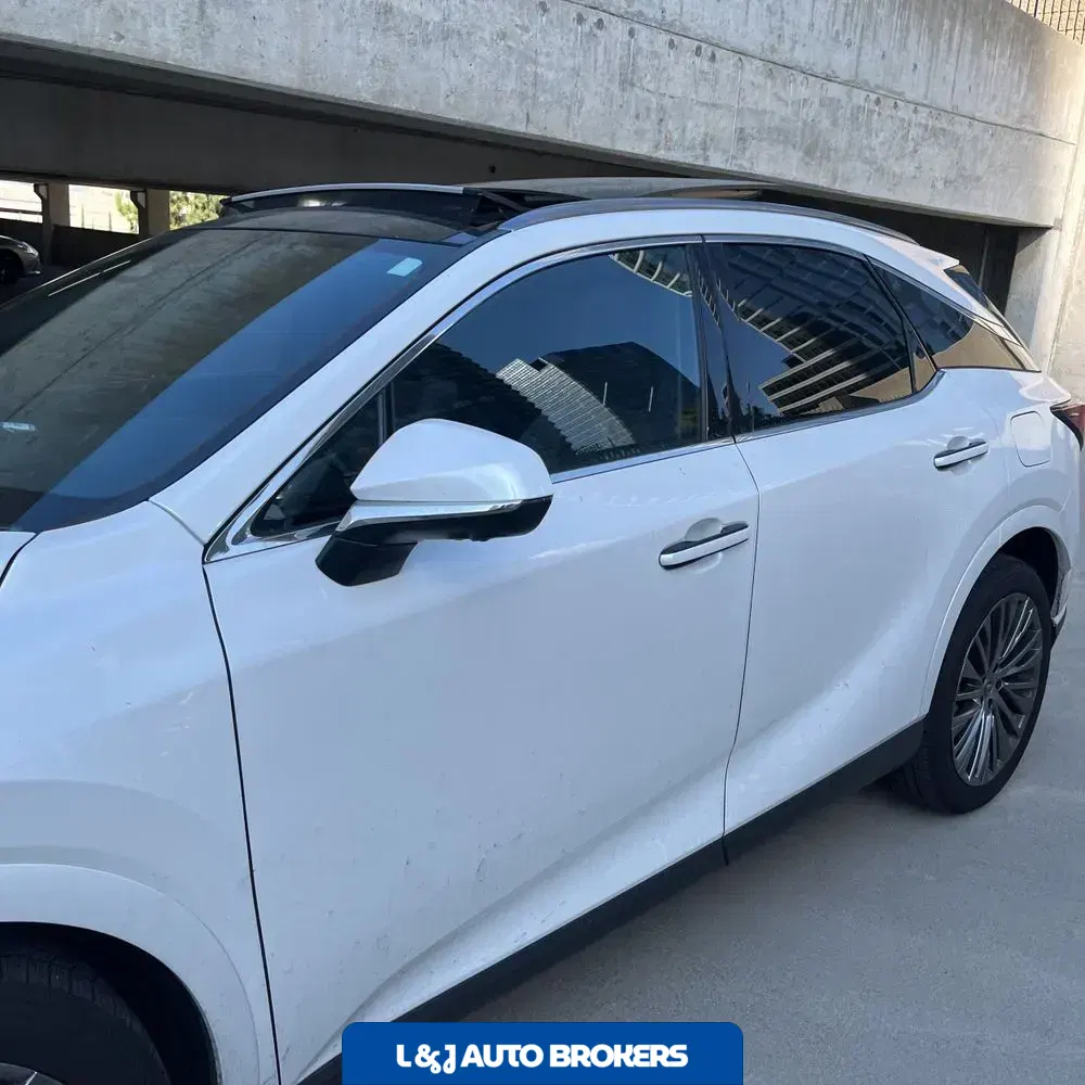 2024 Lexus RX 450h+ Luxury
