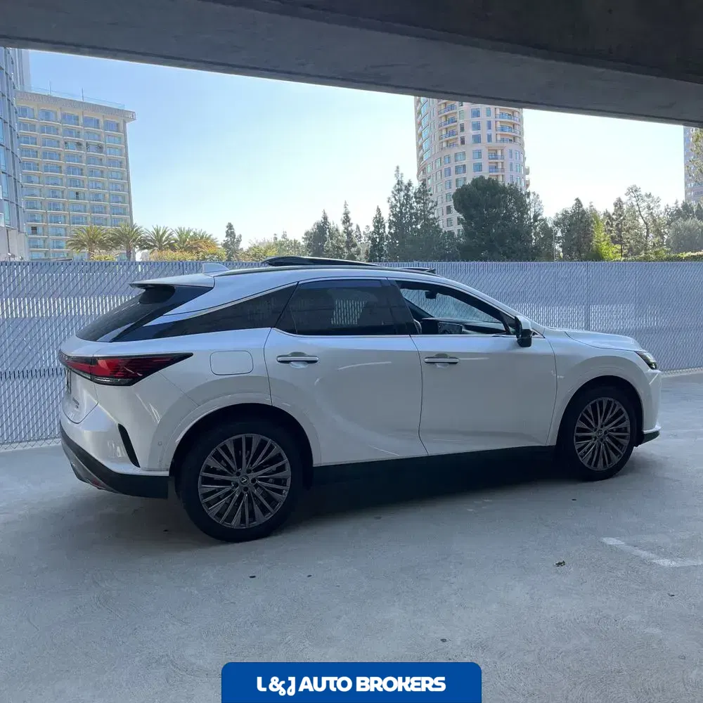 2024 Lexus RX 450h+ Luxury